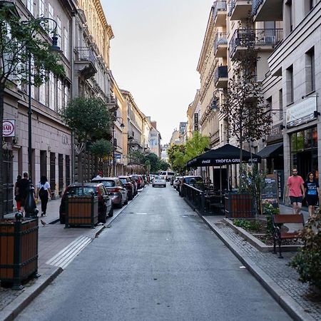 King Seventeen Homes Budapeste Exterior foto