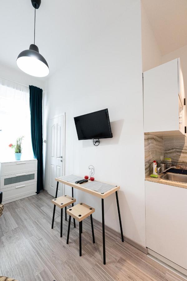 King Seventeen Homes Budapeste Exterior foto