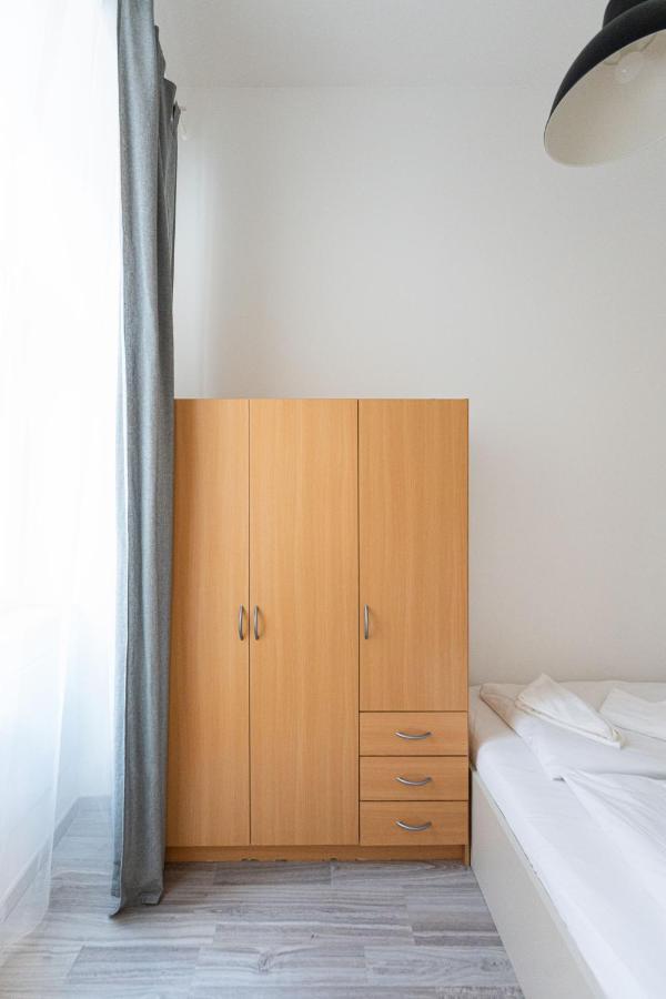 King Seventeen Homes Budapeste Exterior foto
