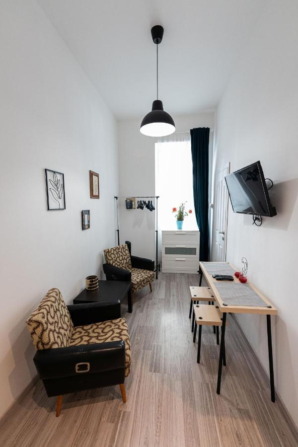 King Seventeen Homes Budapeste Exterior foto