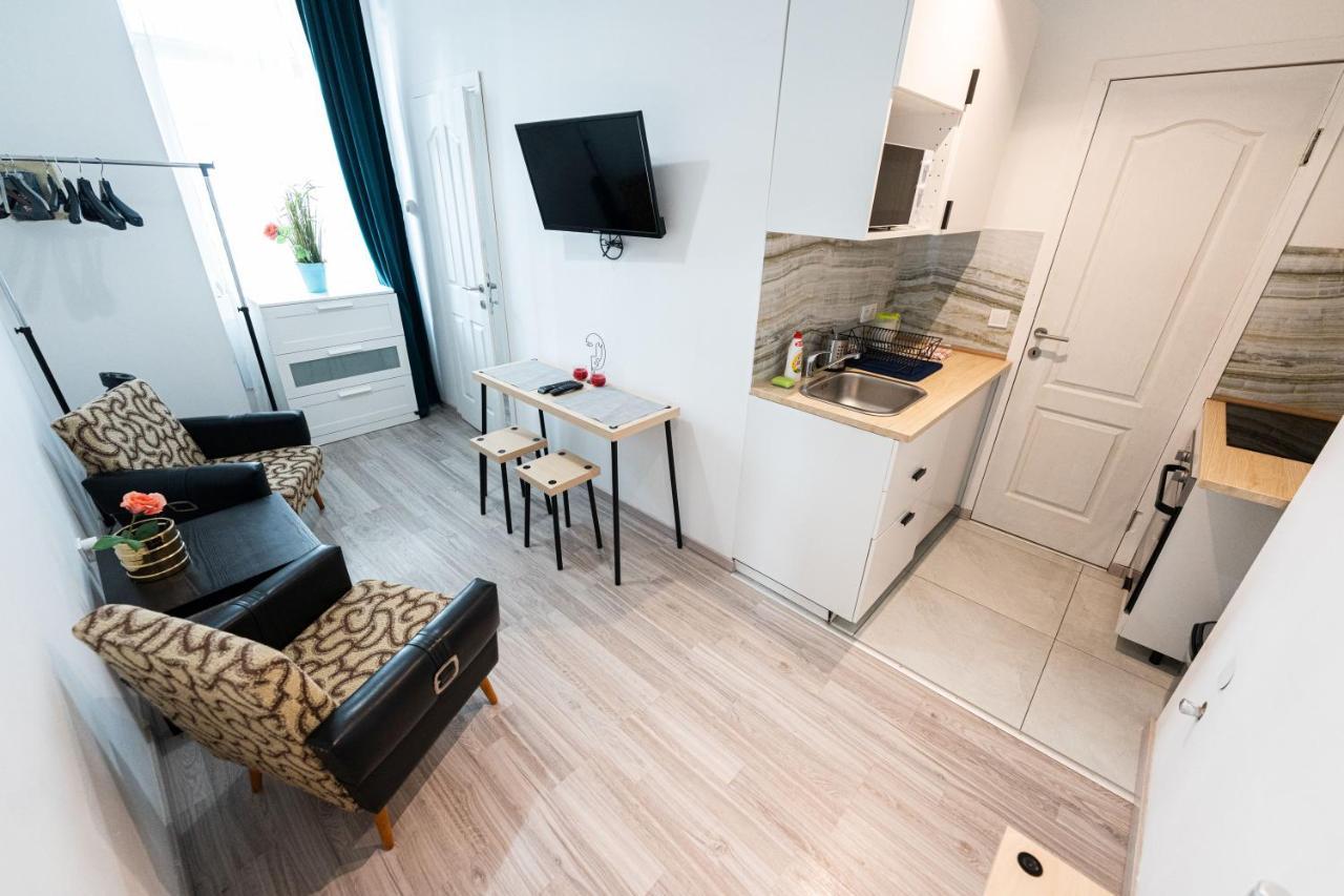 King Seventeen Homes Budapeste Exterior foto