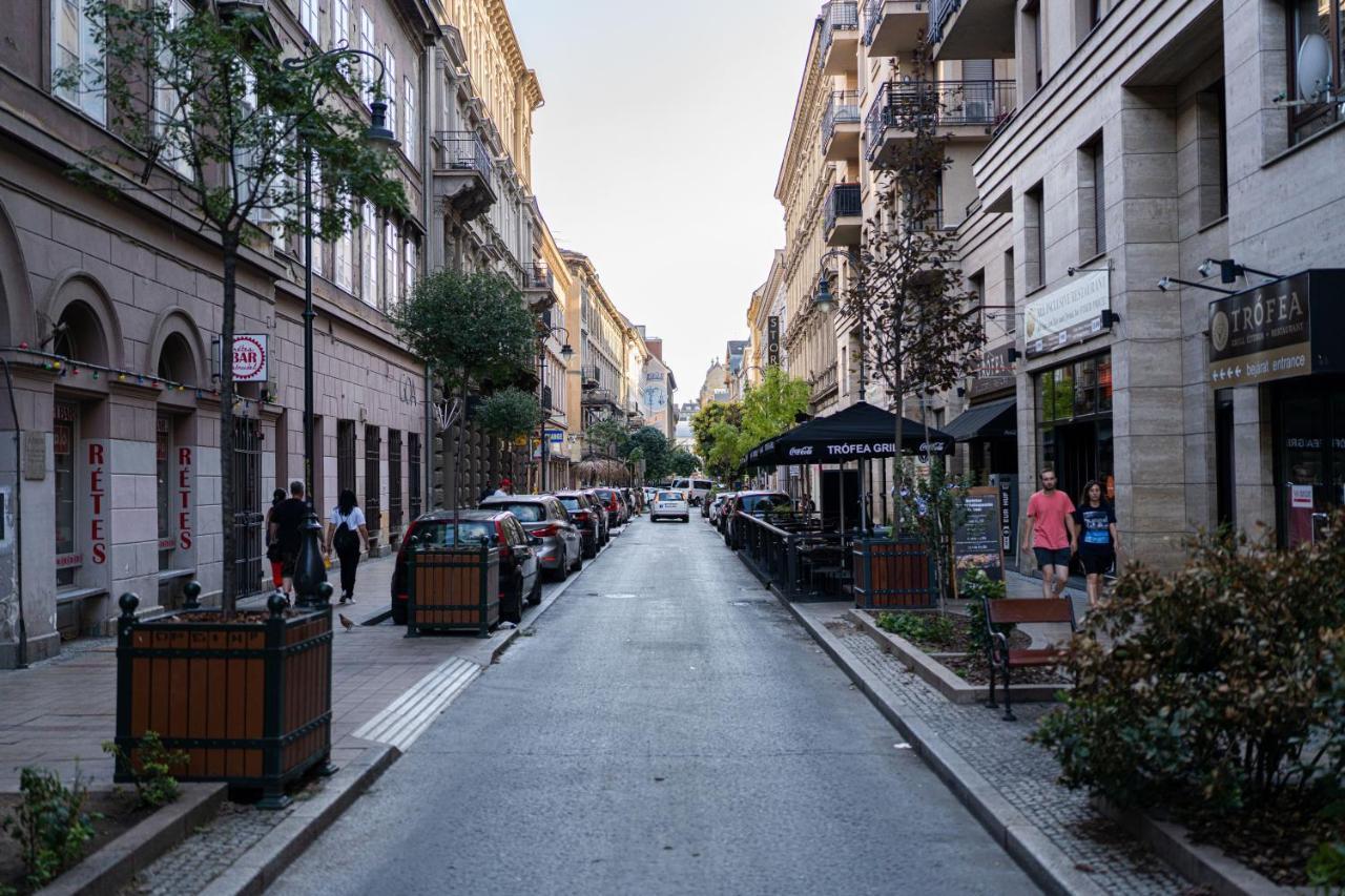 King Seventeen Homes Budapeste Exterior foto