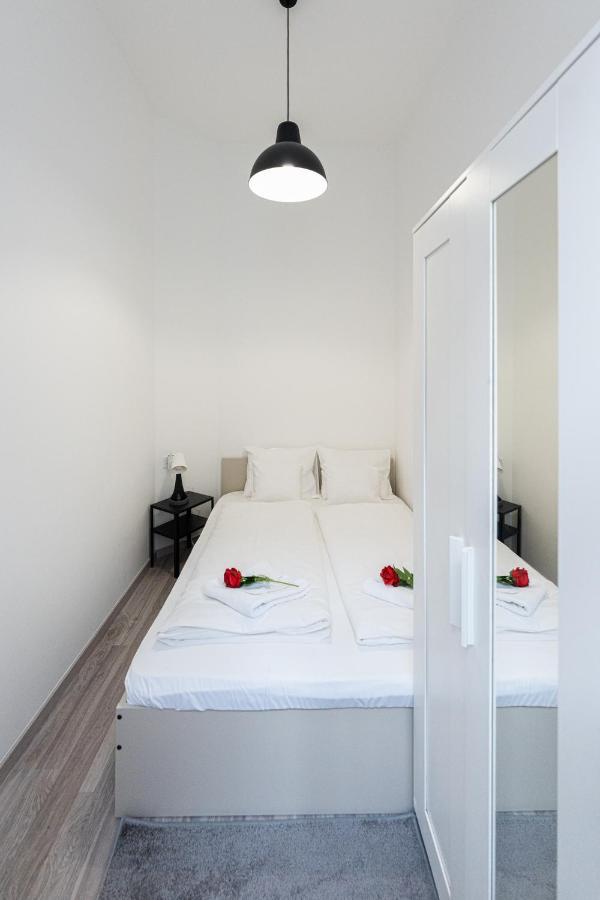 King Seventeen Homes Budapeste Exterior foto
