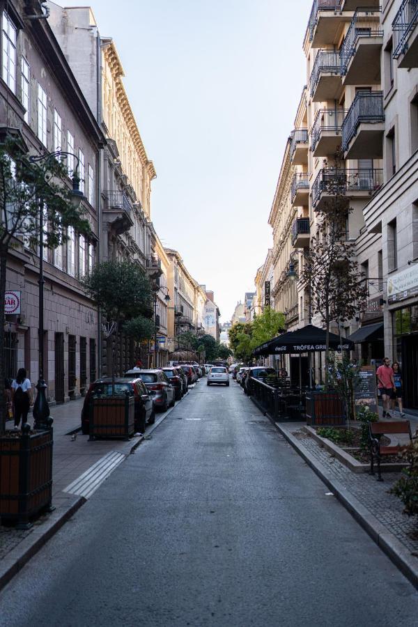 King Seventeen Homes Budapeste Exterior foto